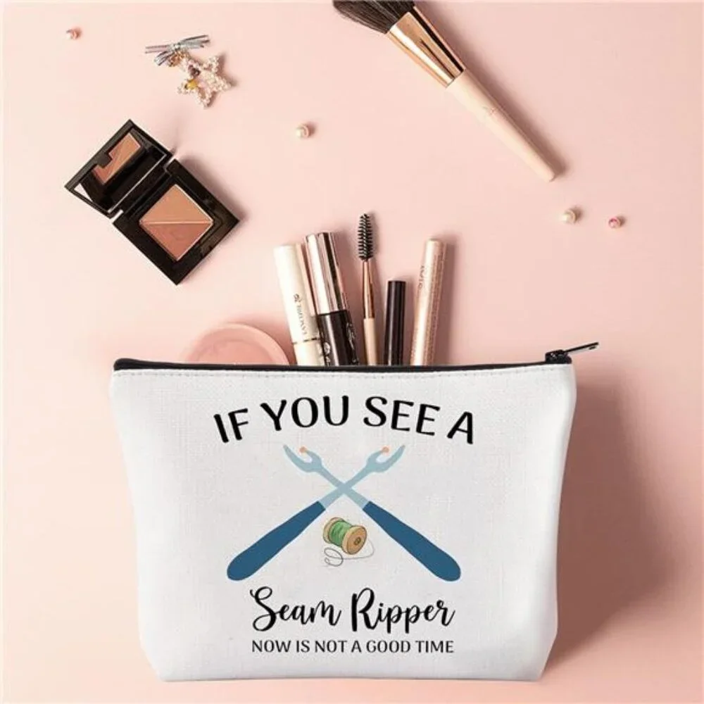 Quilting Gift Sewing Makeup Bag for Sewing Lover Cosmetic Bag with Zipper